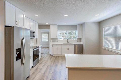 Casa en alquiler en Winter Park, Florida, 3 dormitorios, 130.06 m2 № 1799946 - foto 1