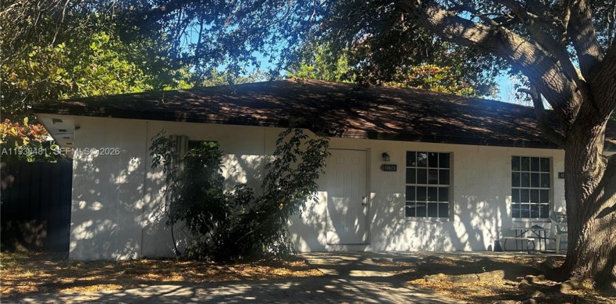 Дом в Майами, Флорида 3 спальни, 222.41м2 № 1996672