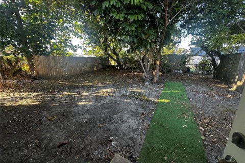 Снять в аренду виллу или дом в Майами, Флорида 3 спальни, 222.41м2, № 1996672 - фото 15