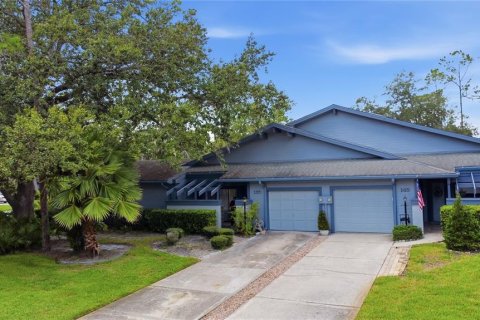 Townhouse in Oldsmar, Florida 2 bedrooms, 97.83 sq.m. № 2360988