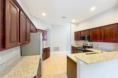 Villa ou maison à louer à Lake Mary, Floride: 3 chambres, 178.47 m2 № 1784994 - photo 11