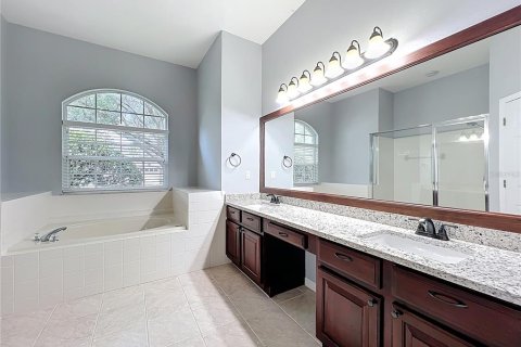 Villa ou maison à louer à Lake Mary, Floride: 3 chambres, 178.47 m2 № 1784994 - photo 21