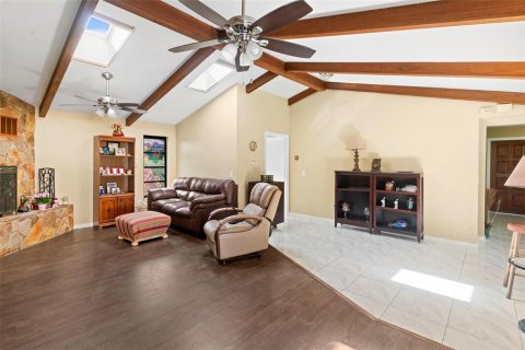 House in North Fort Myers, Florida 3 bedrooms, 180.97 sq.m. № 1821159 - photo 16
