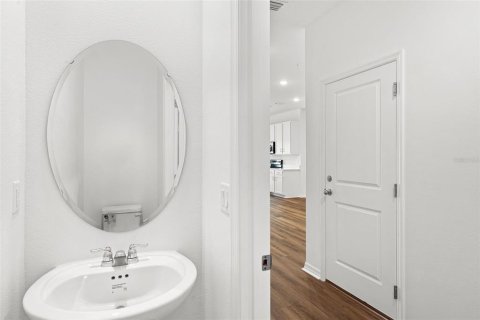 Townhouse in Orlando, Florida 3 bedrooms, 154.5 sq.m. № 2122530 - photo 4