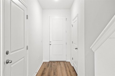 Townhouse in Orlando, Florida 3 bedrooms, 154.5 sq.m. № 2122530 - photo 3