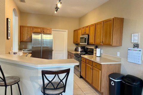 House in Davenport, Florida 4 bedrooms, 178.28 sq.m. № 1688117 - photo 13