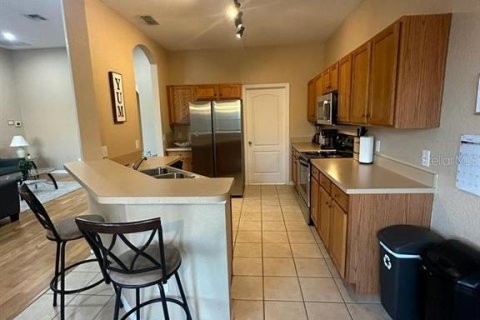 House in Davenport, Florida 4 bedrooms, 178.28 sq.m. № 1688117 - photo 14