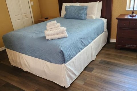 House in Davenport, Florida 4 bedrooms, 178.28 sq.m. № 1688117 - photo 22