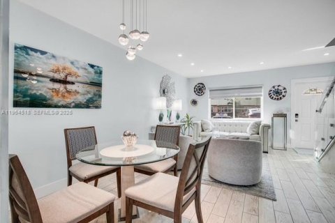 Condominio en venta en Wilton Manors, Florida, 2 dormitorios, 89.19 m2 № 2026025 - foto 4