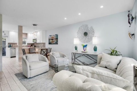 Condominio en Wilton Manors, Florida, 2 dormitorios  № 2026025