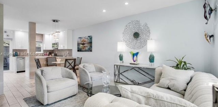 Condominio en Wilton Manors, Florida, 2 dormitorios № 2026025