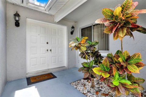 House in Orlando, Florida 3 bedrooms, 140.28 sq.m. № 1760110 - photo 8