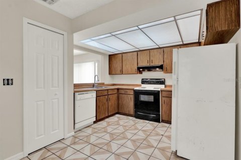 House in Orlando, Florida 3 bedrooms, 140.28 sq.m. № 1760110 - photo 24