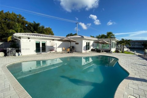 Casa en alquiler en North Miami, Florida, 3 dormitorios, 210.14 m2 № 2012101 - foto 9