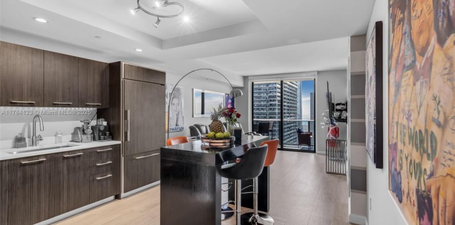 Condominio en Miami, Florida, 1 dormitorio № 1706020