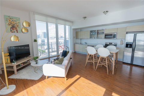 Condominio en venta en Miami, Florida, 2 dormitorios, 96.25 m2 № 1727686 - foto 5