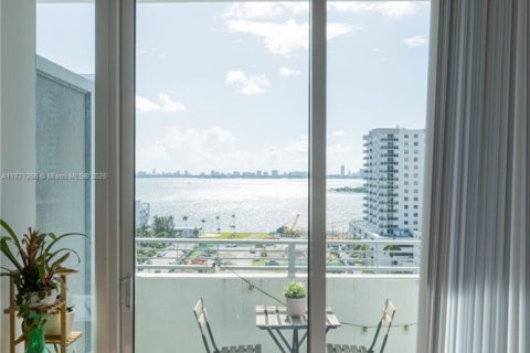 Condominio en venta en Miami, Florida, 2 dormitorios, 96.25 m2 № 1727686 - foto 23