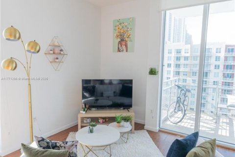 Condominio en venta en Miami, Florida, 2 dormitorios, 96.25 m2 № 1727686 - foto 6