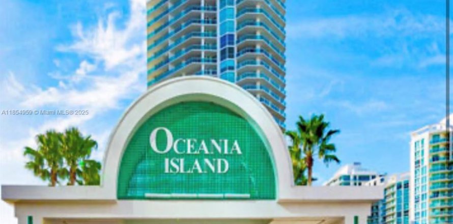 Condo in Sunny Isles Beach, Florida, 2 bedrooms № 1874152