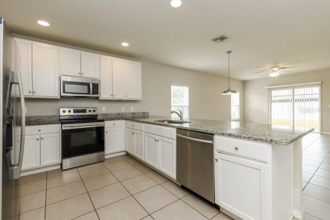 House in Kissimmee, Florida 4 bedrooms, 158.58 sq.m. № 1917977 - photo 7