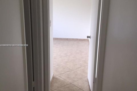 Copropriété à louer à Plantation, Floride: 3 chambres, 110.55 m2 № 1976785 - photo 7