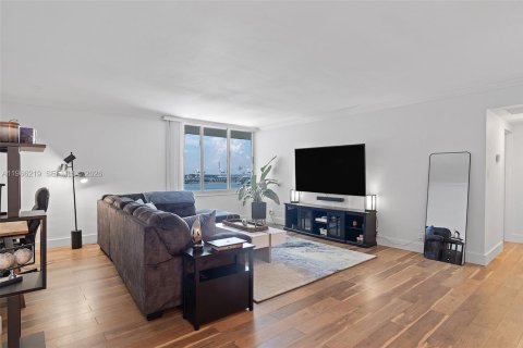 Copropriété à vendre à Miami Beach, Floride: 1 chambre, 90.12 m2 № 2028082 - photo 11