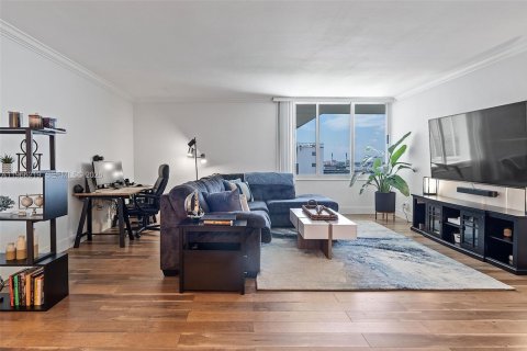 Copropriété à vendre à Miami Beach, Floride: 1 chambre, 90.12 m2 № 2028082 - photo 4