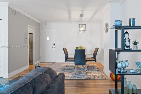 Copropriété à vendre à Miami Beach, Floride: 1 chambre, 90.12 m2 № 2028082 - photo 13