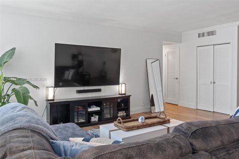 Copropriété à vendre à Miami Beach, Floride: 1 chambre, 90.12 m2 № 2028082 - photo 9