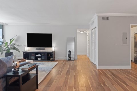 Copropriété à vendre à Miami Beach, Floride: 1 chambre, 90.12 m2 № 2028082 - photo 12