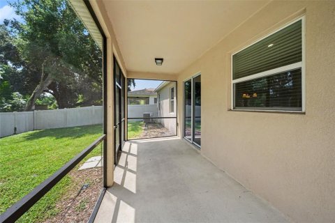 House in Brandon, Florida 3 bedrooms, 174.66 sq.m. № 2330024 - photo 21
