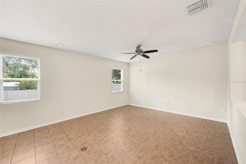 House in Brandon, Florida 3 bedrooms, 174.66 sq.m. № 2330024 - photo 12