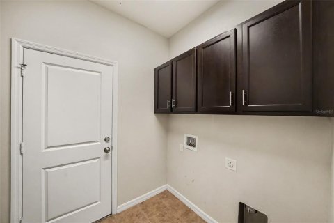 House in Brandon, Florida 3 bedrooms, 174.66 sq.m. № 2330024 - photo 25