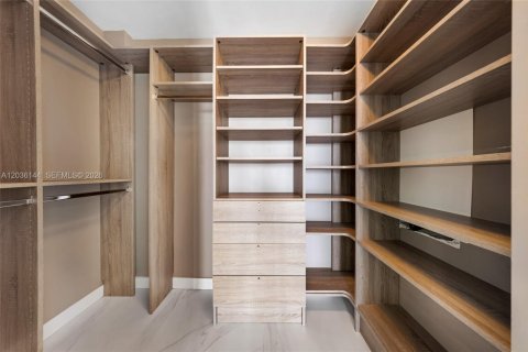 Copropriété à louer à Miami, Floride: 2 chambres, 84.73 m2 № 2084245 - photo 17