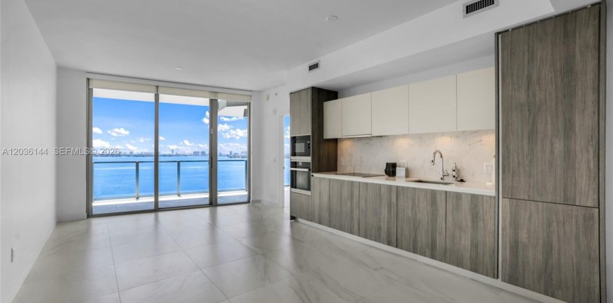 Condo à Miami, Floride, 2 chambres  № 2084245