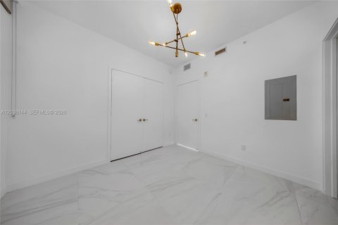 Copropriété à louer à Miami, Floride: 2 chambres, 84.73 m2 № 2084245 - photo 21