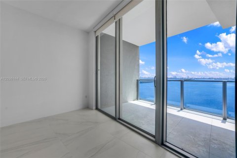 Copropriété à louer à Miami, Floride: 2 chambres, 84.73 m2 № 2084245 - photo 3