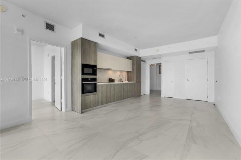 Copropriété à louer à Miami, Floride: 2 chambres, 84.73 m2 № 2084245 - photo 5