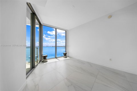 Copropriété à louer à Miami, Floride: 2 chambres, 84.73 m2 № 2084245 - photo 10