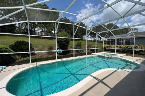 House in Davenport, Florida 6 bedrooms, 316.8 sq.m. № 1686963 - photo 17