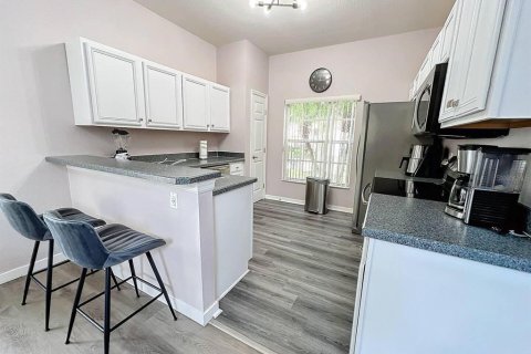 House in Davenport, Florida 6 bedrooms, 316.8 sq.m. № 1686963 - photo 8