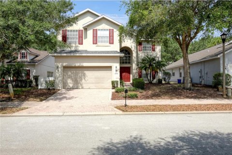 House in Davenport, Florida 6 bedrooms, 316.8 sq.m. № 1686963 - photo 1