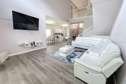House in Davenport, Florida 6 bedrooms, 316.8 sq.m. № 1686963 - photo 20