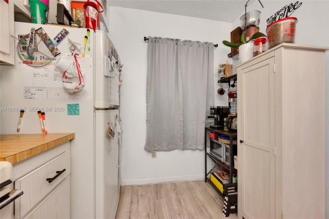 Copropriété à louer à North Lauderdale, Floride: 1 chambre, 75.25 m2 № 1997587 - photo 9