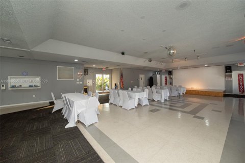 Copropriété à louer à North Lauderdale, Floride: 1 chambre, 75.25 m2 № 1997587 - photo 22