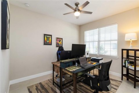 Villa ou maison à vendre à Port Charlotte, Floride: 4 chambres, 172.33 m2 № 2352505 - photo 3