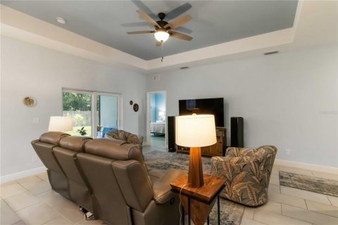 Villa ou maison à vendre à Port Charlotte, Floride: 4 chambres, 172.33 m2 № 2352505 - photo 23