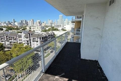 Condo in Miami, Florida, 2 bedrooms  № 1891297 - photo 19