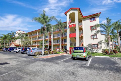 Condominio en venta en Pembroke Pines, Florida, 1 dormitorio, 89.19 m2 № 1811320 - foto 6