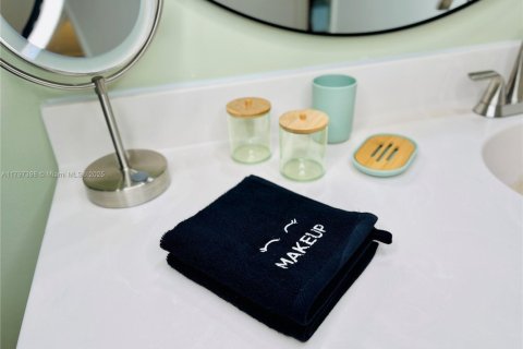 Apartamento en alquiler en Sunny Isles Beach, Florida, 1 dormitorio, 93.37 m2 № 1874433 - foto 29